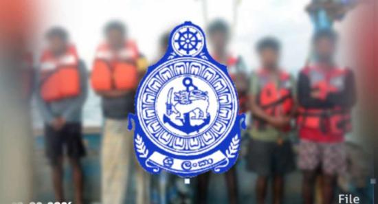 ඉන්දීය ධීවරයින් 12ක් නාවික හමුදාව භාරයට...